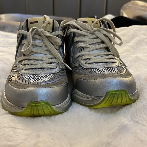 Gucci Ultra Space sneakers - Picture 4 of 6